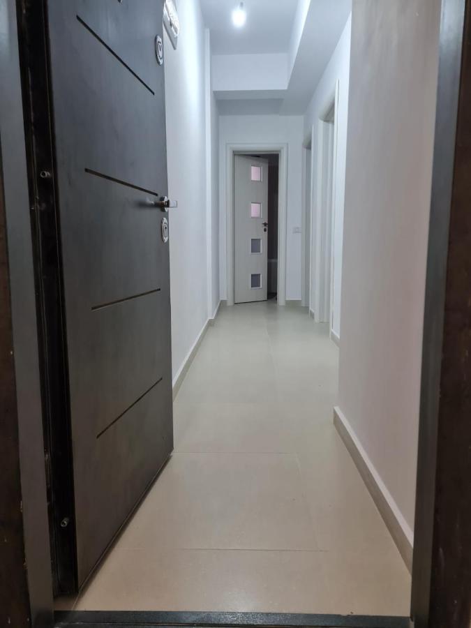 Deluxe 2 Bedroom Apartment With Balcony And Private Parking Bragadiru Zewnętrze zdjęcie